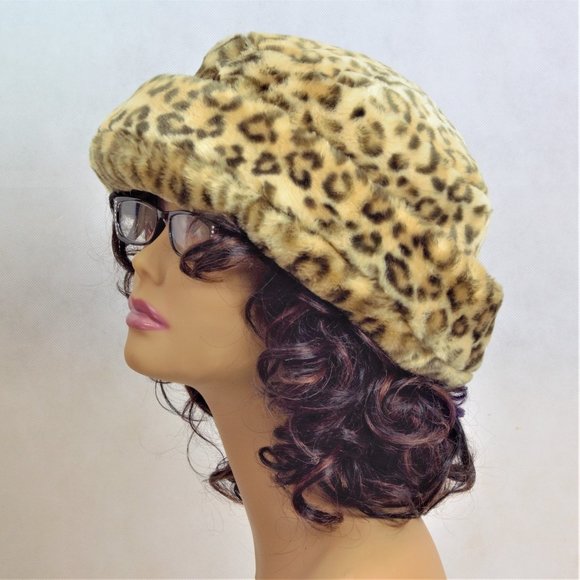 Luxury Collection Faux Fur Leopard Print Bucket Hat by - Picture 6 of 16